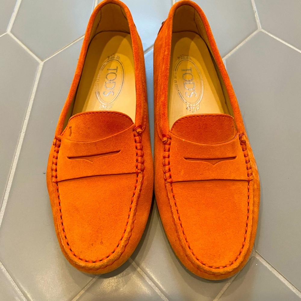 TODS Gommino Driving Shoes in Nubuck